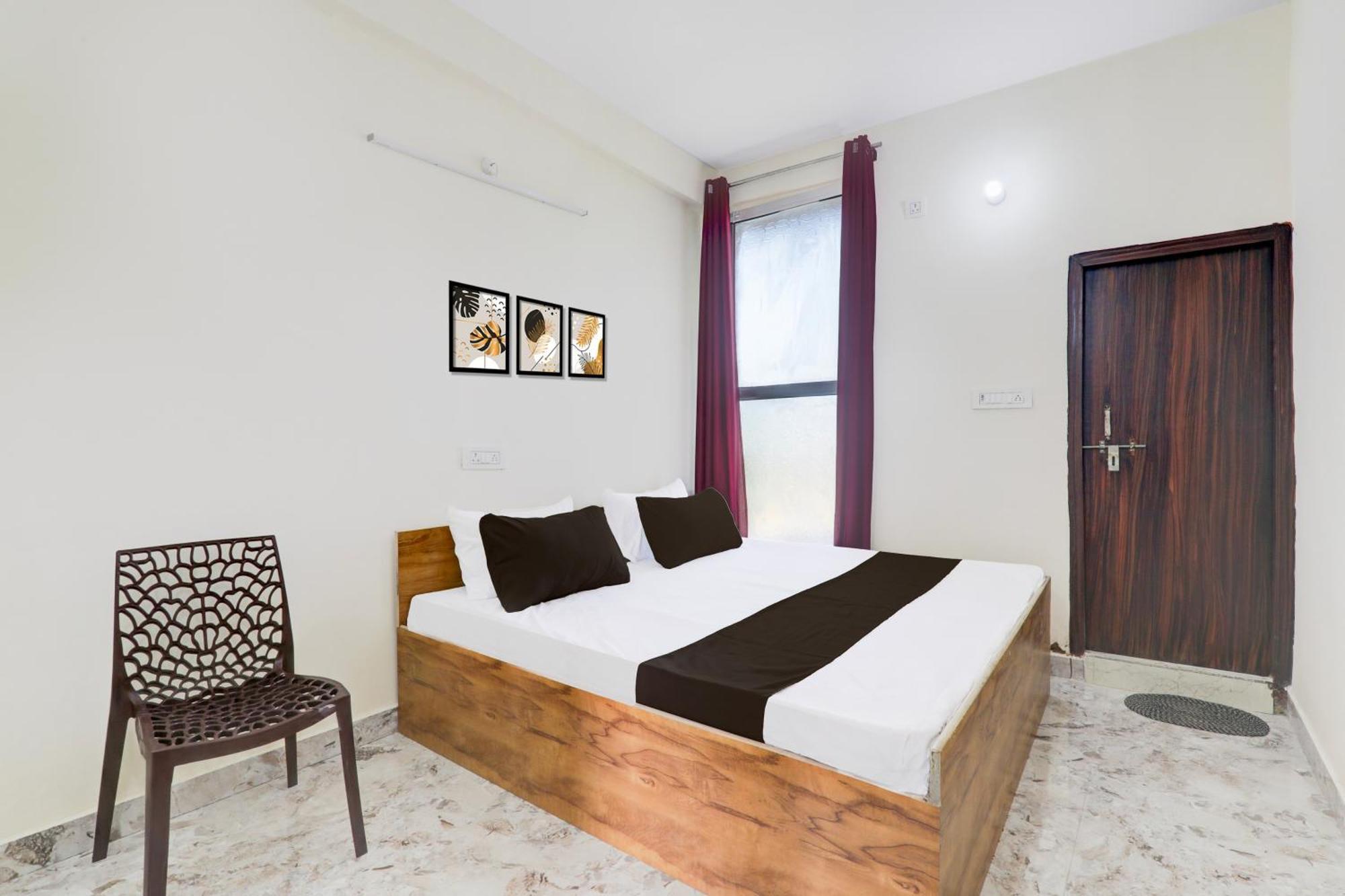 Hotel O Rn Chinhat Kültér fotó